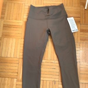 Wunder Train High-Rise Tight 25" legging